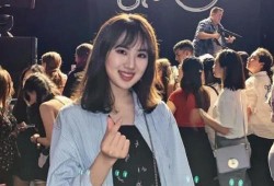 娱乐爆料姚安娜是谁啊视频,娱乐爆料视频带你认识这位神秘新星
