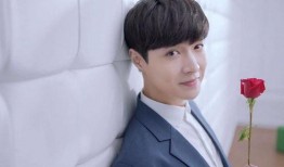 爱豆吃瓜娱乐酱张艺兴,从偶像到实力派，揭秘爱豆背后的努力与成长