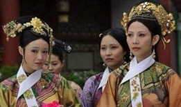 皇后穿越现世娱乐圈吃瓜,穿越皇后在现代娱乐圈的吃瓜日常